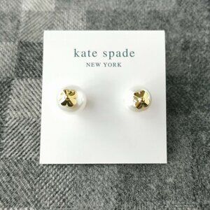 Kate Spade Pearls On Pearls Flower Gold White Stud Earrings BRAND NEW